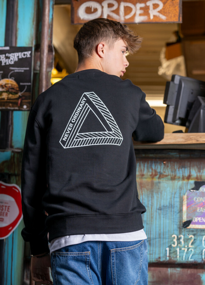 CREWNECK W/BACK - BLACK