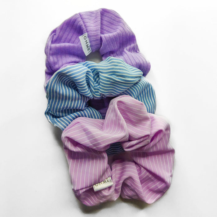 BadStore - ONME - Forkæl dit hår med dette sæt af 3 scrunchies i forskellige flotte farver.